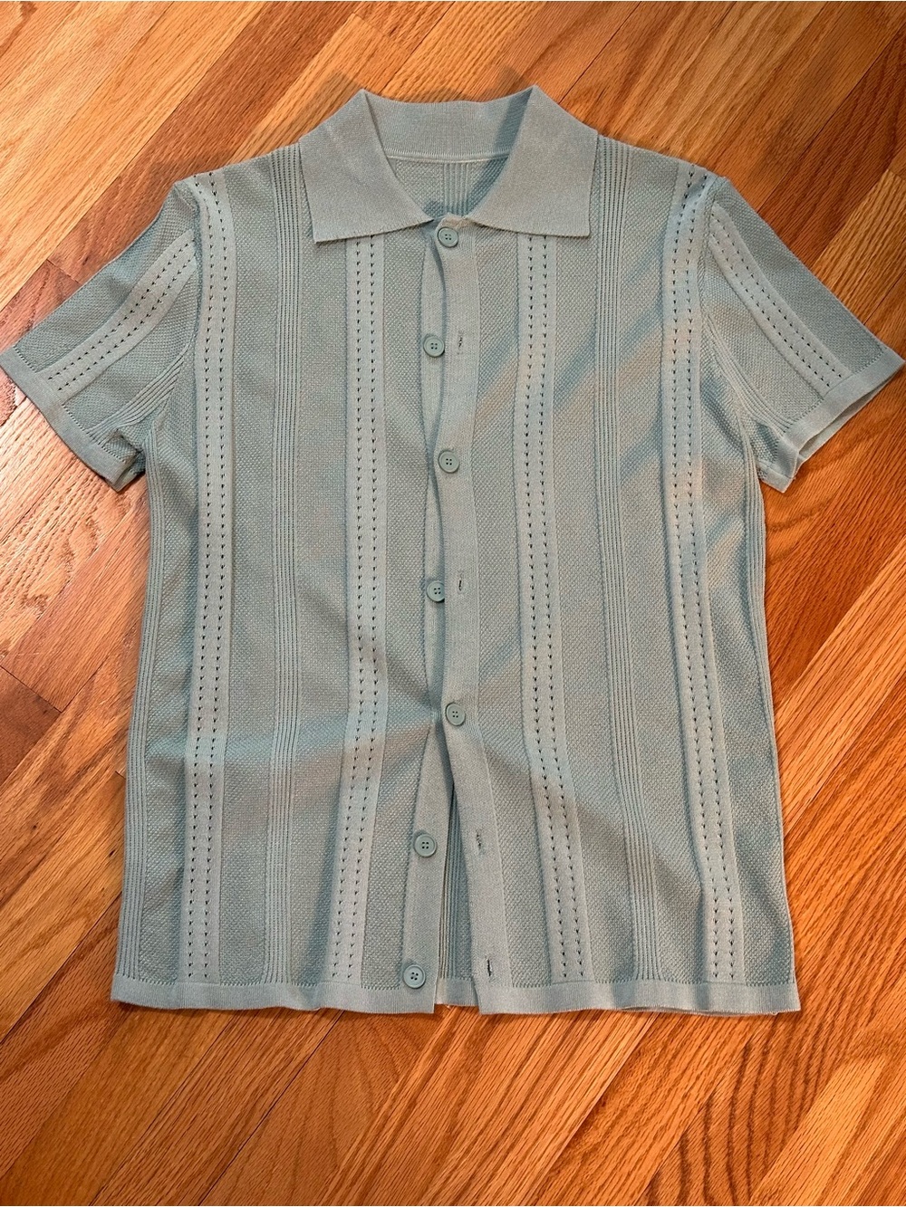 SHEIN Light Sage Short-Sleeve Button-Front Knit Shirt
